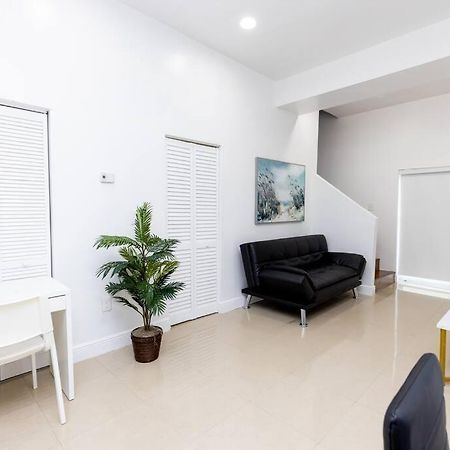 Comfortable 4Br Townhome At Calle 8 Μαϊάμι Εξωτερικό φωτογραφία