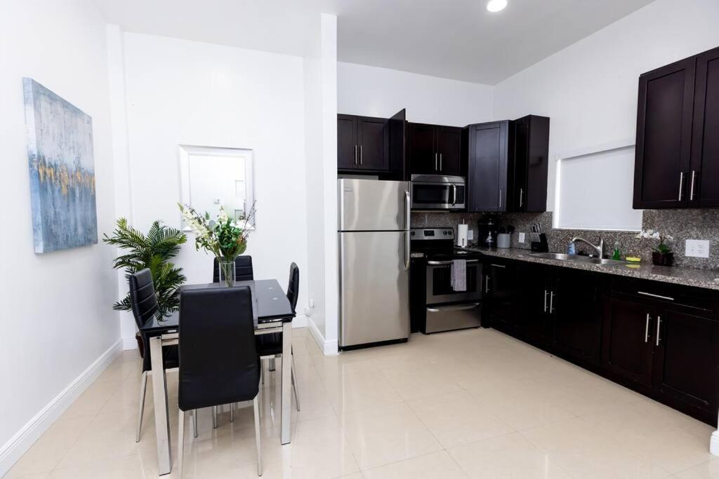 Comfortable 4Br Townhome At Calle 8 Μαϊάμι Εξωτερικό φωτογραφία